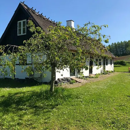 Charm Near Amidst Fields Prázdninový dům *